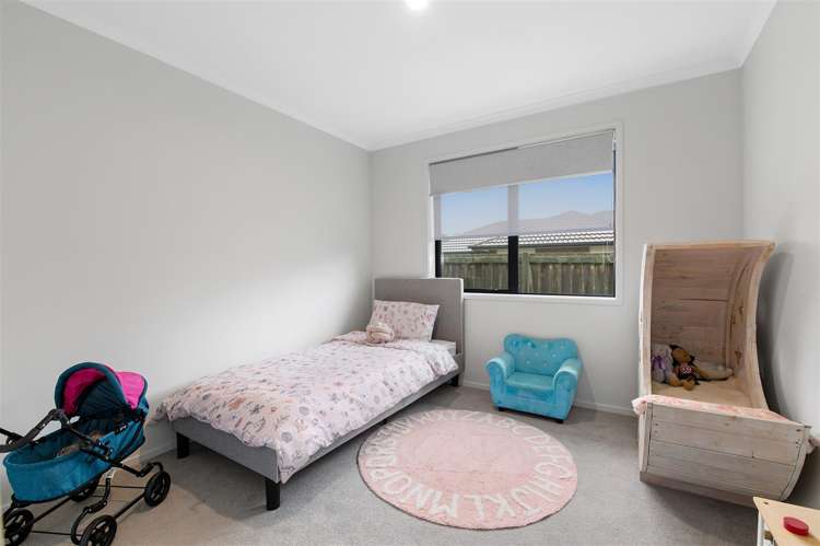 6 Kipling Crescent Owhata_12