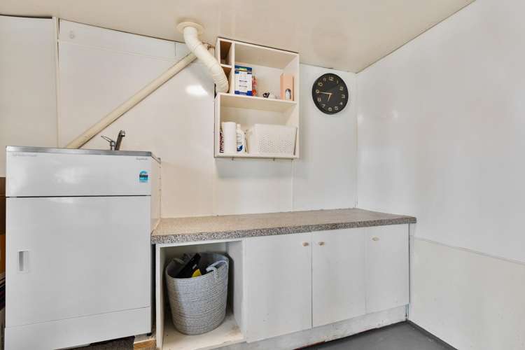 2 Stamford Park Road Mount Roskill_22