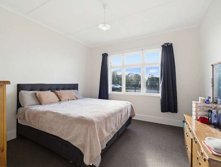 12 Lyndhurst Street Takaro_11