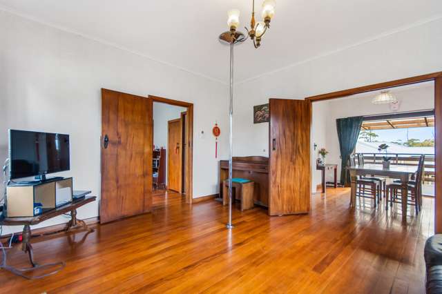 19 Captain Scott Road Glen Eden_2