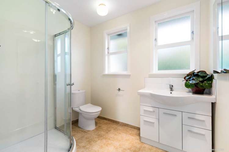 34 Dawnhaven Drive Te Atatu Peninsula_8