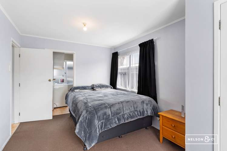 37 Greenstone Place Clover Park_13