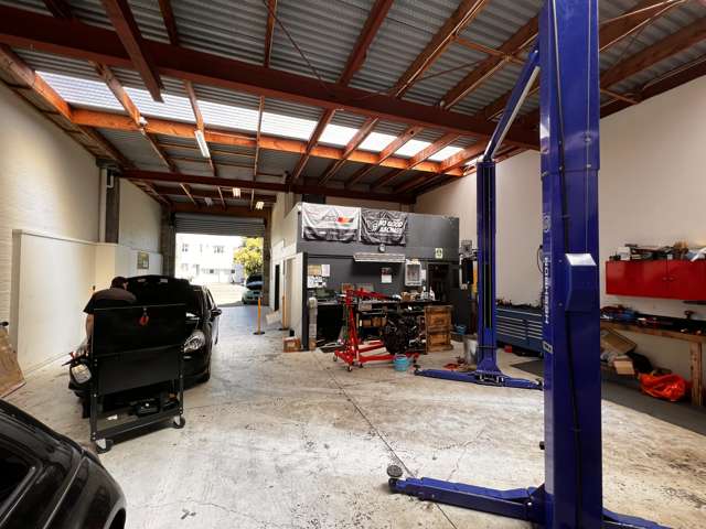 19 Pretoria Street Hutt Central_3