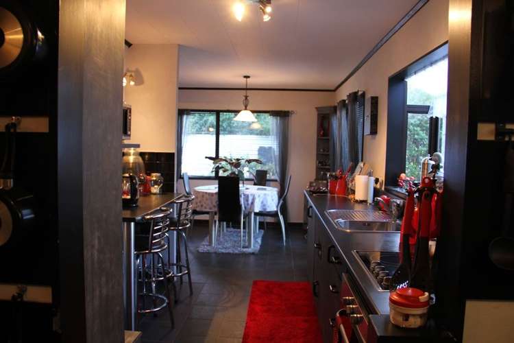 459 Flora East Makarewa_1