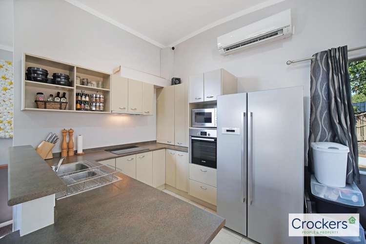 50b Chorley Avenue Massey_6