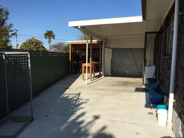 22 Hemans Street 11373_12