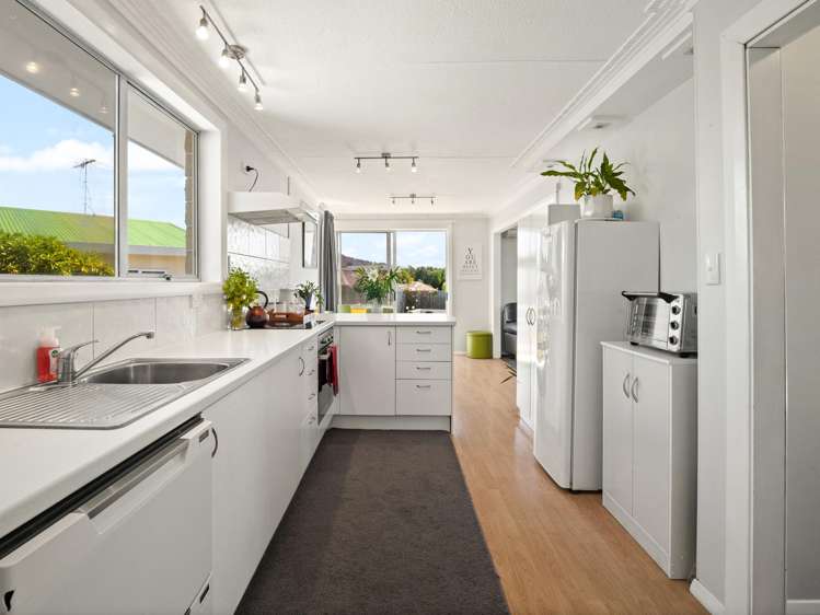 57 Brighton Road Green Island_5