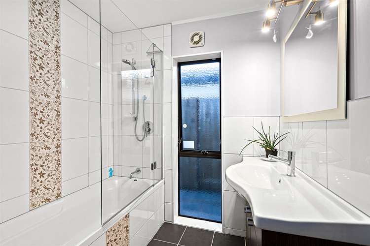 2/69 Nile Road Milford_16