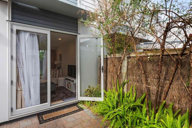 7/3 Wagener Place Mount Albert_15