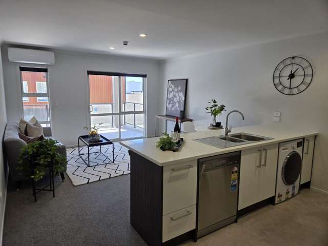 128/126 Commerce Street 1067_2