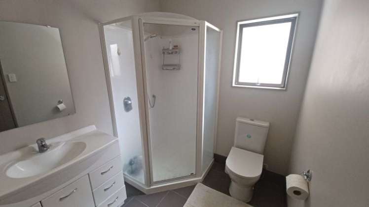 45a Waverton Terrace Churton Park_15