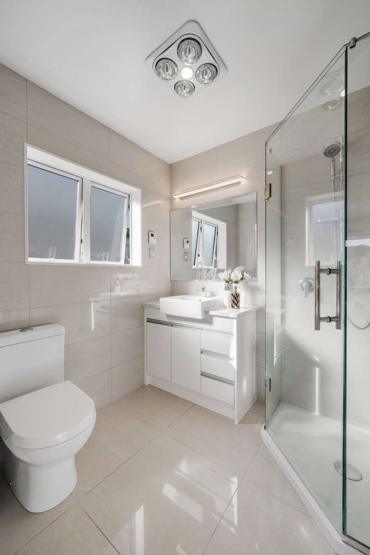 24 Castlederg Drive Flat Bush_25