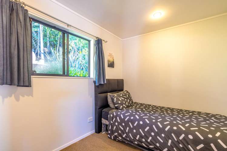 49 Te Toki Road Ostend_13