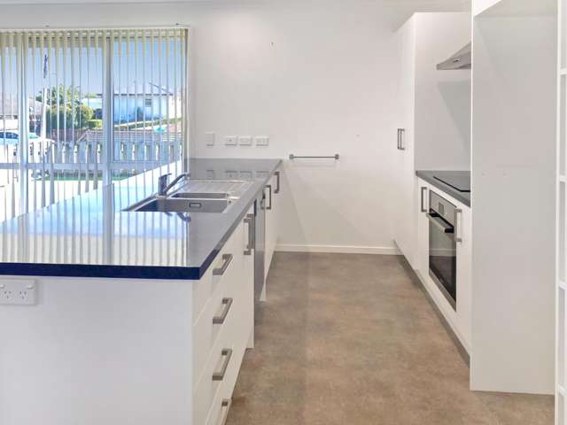 1/753 Mahoe Street 11385_1