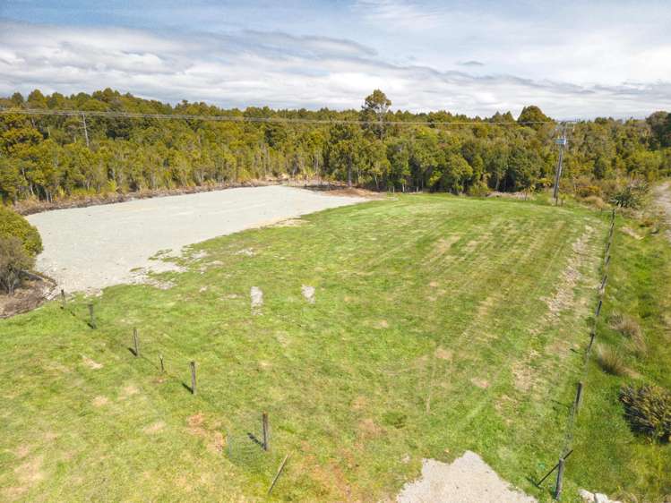 8 Chesterfield Road Awatuna_21