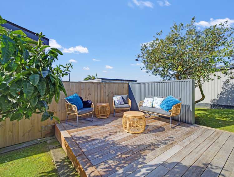 35 Albatross Road Red Beach_24