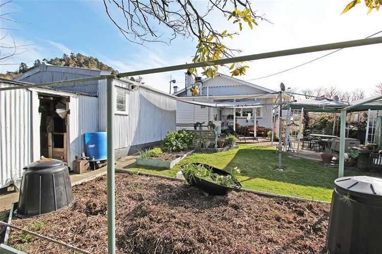 21 Seymour Avenue The Brook_5