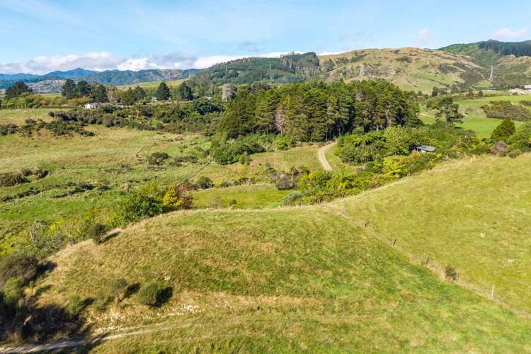 358 Kuku East Road Manakau_19