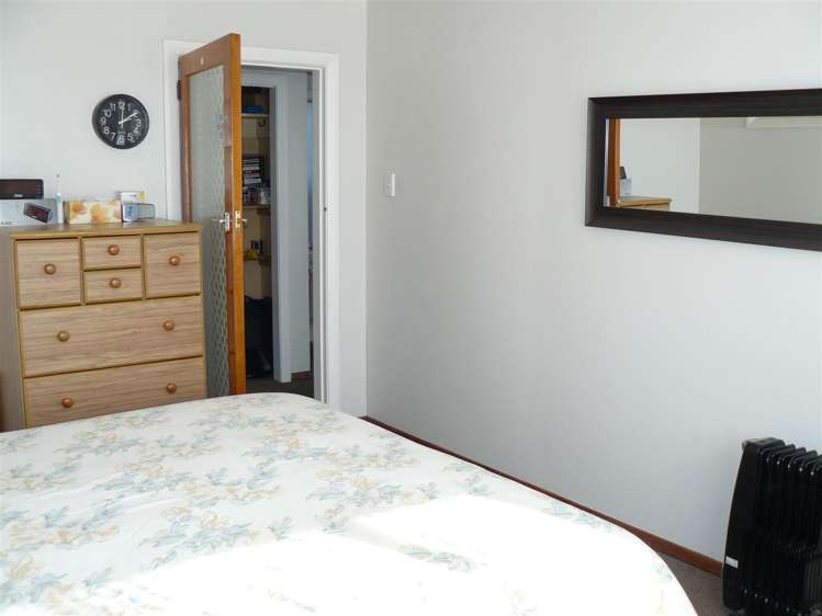 62 Grants Road Marchwiel_9