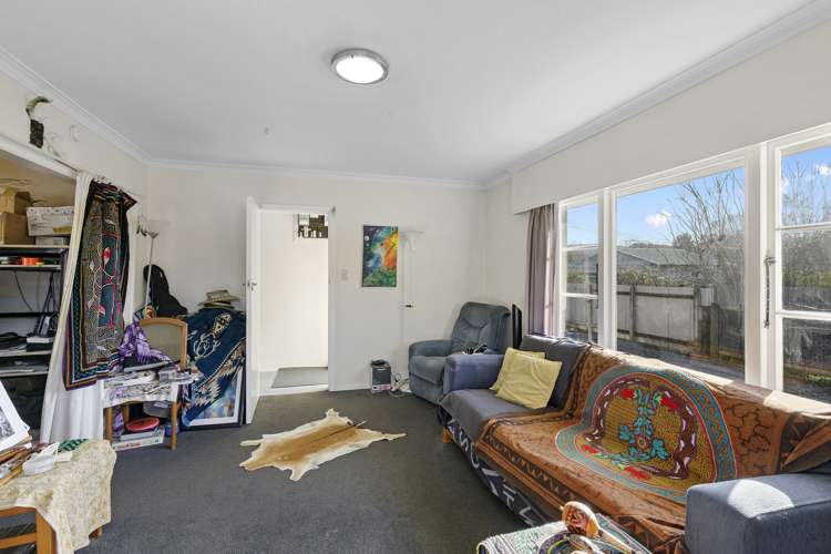 1 and 2/7A Seddon Street Wallaceville_22