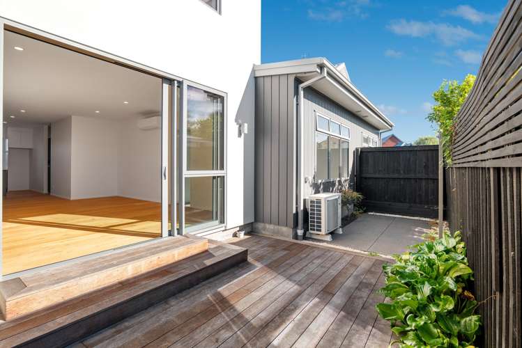 2/26 Horner Street_5