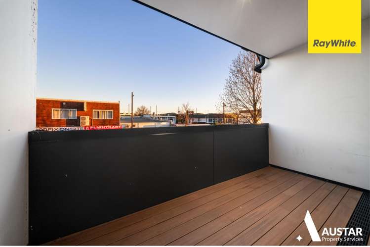  4/14 Todd Plaza New Lynn_8