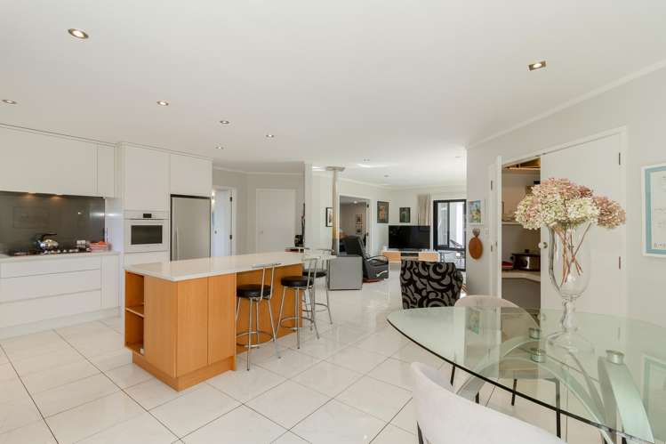 3/100 Avondale Road_2
