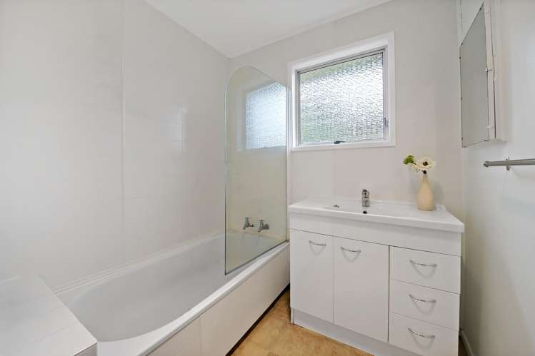 2/29 Highland Park Drive Highland Park_10