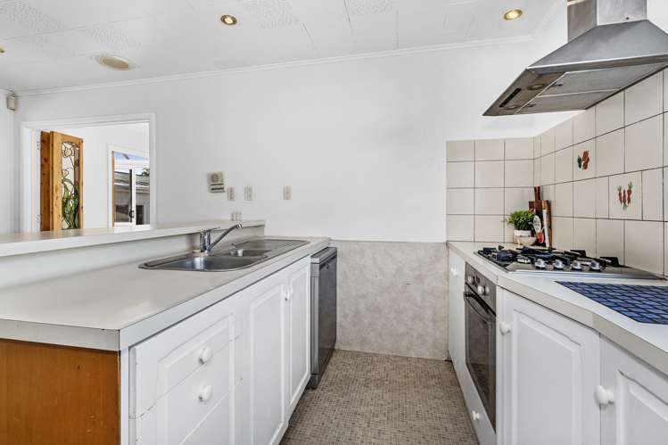 70 Isleworth Road Bishopdale_11