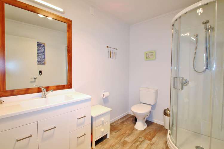 10 Freshford Plains Station Road Lumsden Surrounds_8