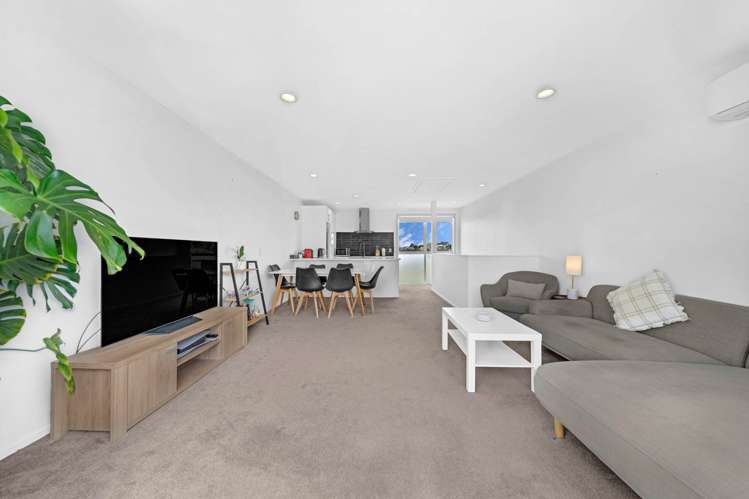 9/70A Barrack Road Mt Wellington_15