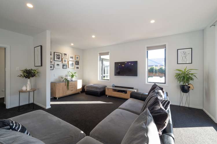 13 Geoff Geering Drive Netherby_9