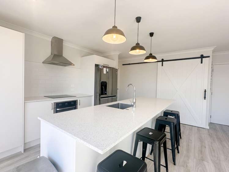 201 Te Okuroa Drive Papamoa_1
