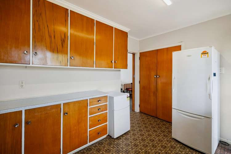 2B Douglas Avenue_4