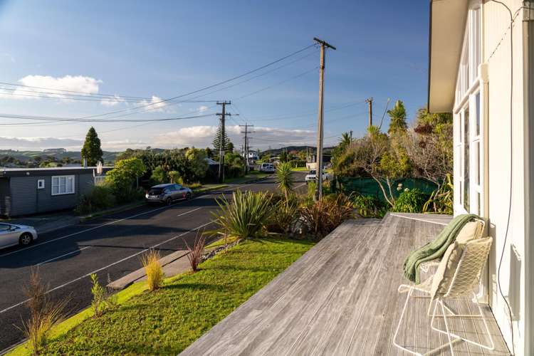 6 Manukau Road Raglan_16