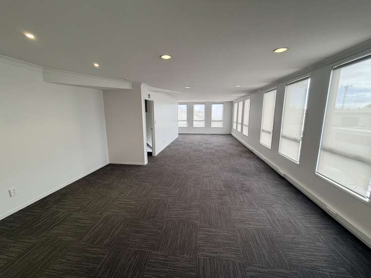 5A/18 Croskery Road Papakura_4