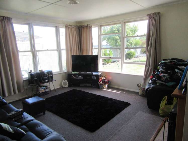 3 Surrey Street Solway_3