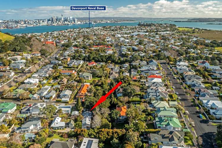 1/6 Everest Street Devonport_23