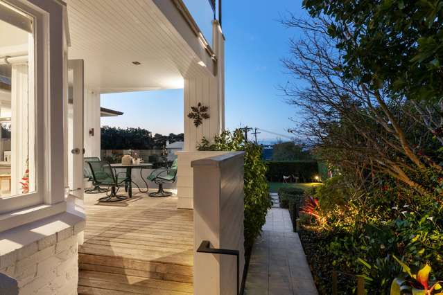 13 Canterbury Place Parnell_4