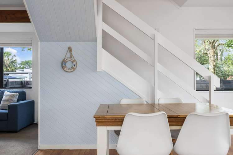 2/7 Ranch Avenue Beach Haven_8