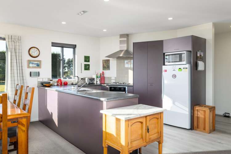 2233 South Eyre Road Eyrewell_10