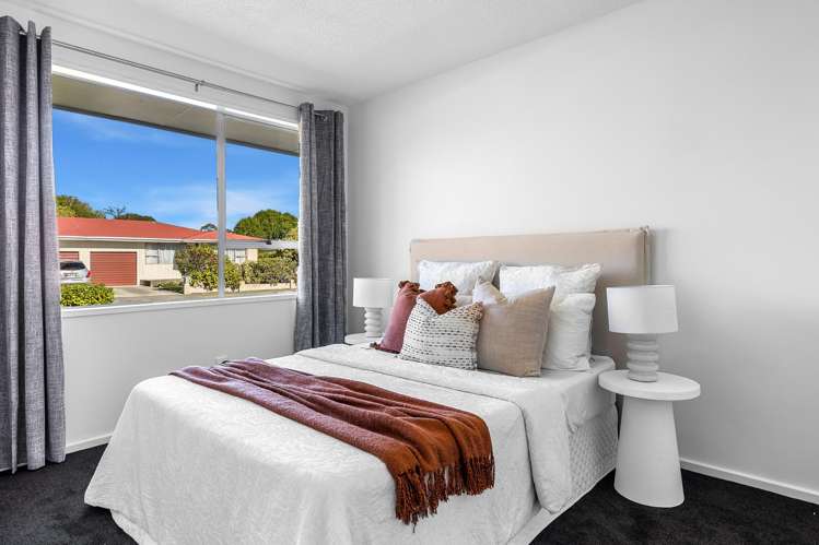 2/3 Quinton Place Bishopdale_8