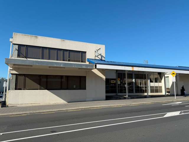 PRIME CORNER SITE IN THE CENTRE OF HENDERSON
