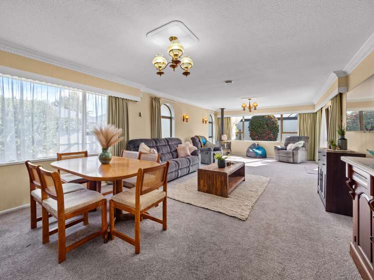 2/282 Tancred Street Ashburton_3