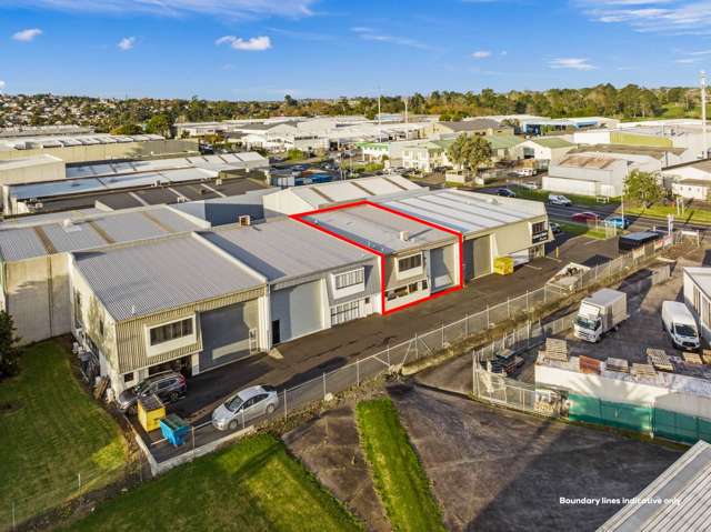 Unit 2/31 Ben Lomond Crescent Pakuranga Heights_1