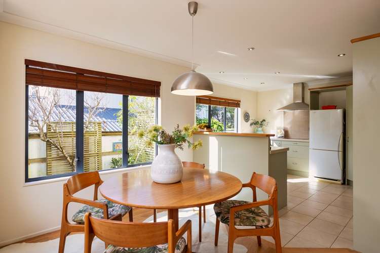 2a Renfrew Avenue Sandringham_11