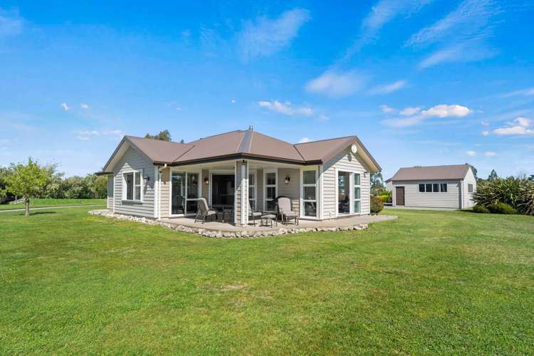 45 Governors Green Drive Greytown_32