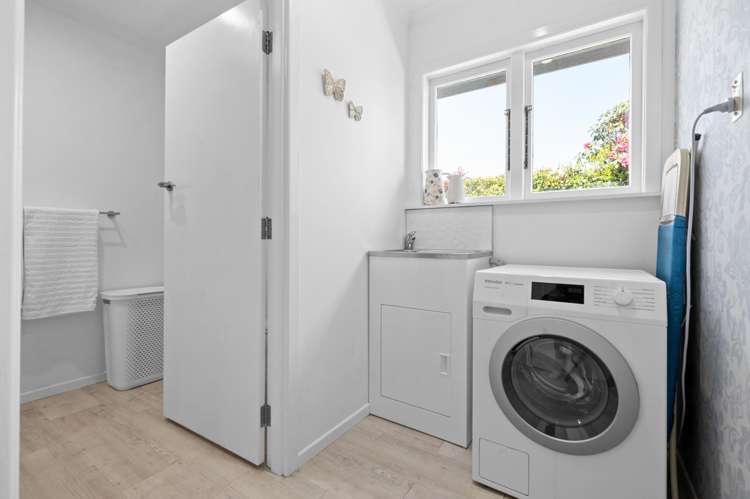 4 Sutton Crescent Hillcrest_16