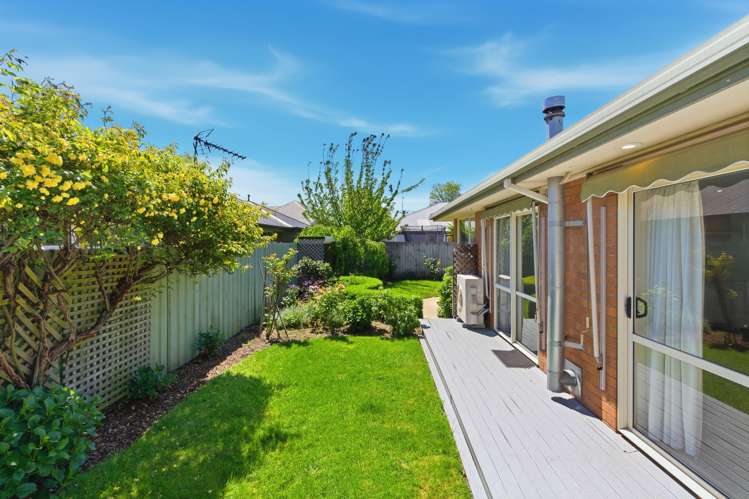 2/10 Baretta Street Somerfield_6