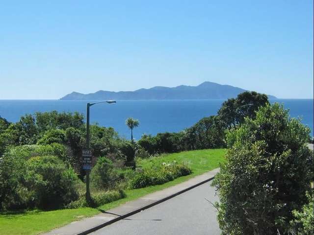 8 Pukerua Beach Road Pukerua Bay_1